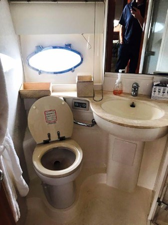 25_2001 52ft Pershing JR ENTERPRISE