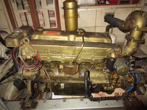 Fleur De Lis 49 48_2780261_49_grand_banks_starboard_main_engine