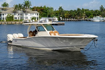 2019 Scout 355 LXF 2 