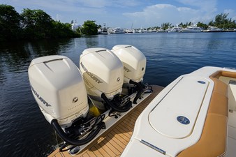 2019 Scout 355 LXF 13 