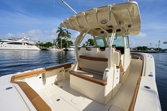 2019 Scout 355 LXF 19 