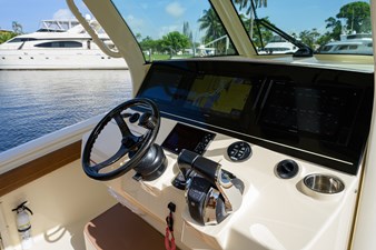2019 Scout 355 LXF 29 