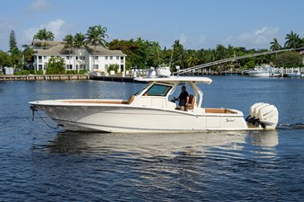 2019 Scout 355 LXF 45 
