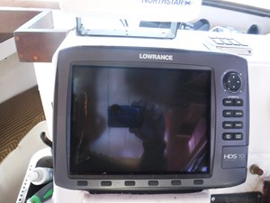 Fighting Lady 13 Lowrance HDS 10