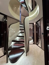 Azimut Grande 27 Metri 6 Azimut Grande 27M_Staircase to Guest Area