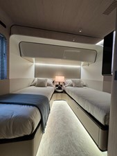 Azimut Grande 27 Metri 14 Azimut Grande 27M_Twin Cabin