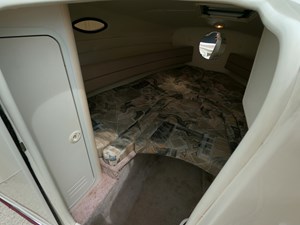 1999 Rinker 232 Captiva NLJB 22 GOPR7252