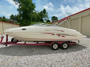 1999 Rinker 232 Captiva NLJB 52 GOPR7318