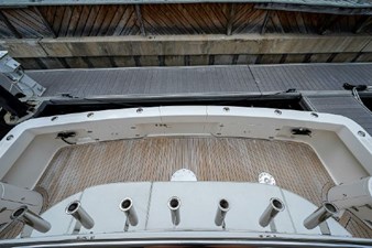 Red Moon 37 2010-Johnson-Cruiser-034