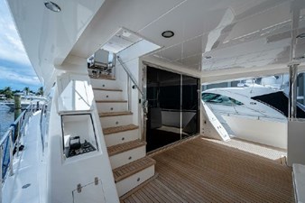 Red Moon 43 2010-Johnson-Cruiser-040