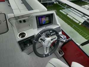 Harris Sunliner 250SL Tritoon 17 GOPR7512