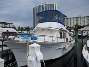 1. 43'Albin Bow Profile