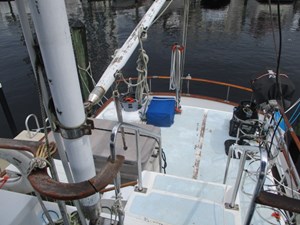 Moonglow 12 11. 43' Albin Trunk View Aft