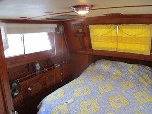 Moonglow 36 35. 43' Albin Aft Master Starboard View