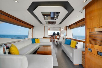 73' Sunseeker 2013 76 DLP00307