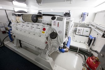 EFFIE MAE 10 Engine Room 