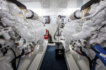 EFFIE MAE 9 Engine Room