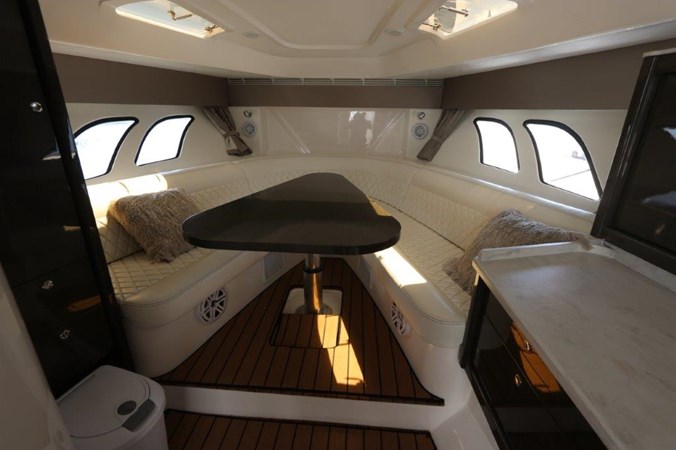 37_2019 47ft Intrepid 475 Sport Yacht