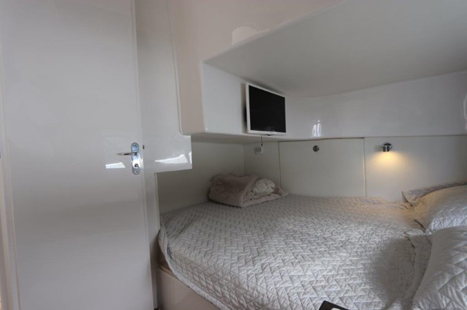 43_2019 47ft Intrepid 475 Sport Yacht