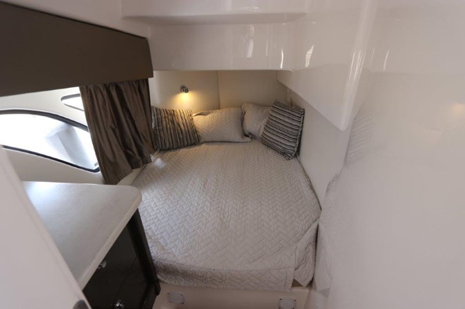 44_2019 47ft Intrepid 475 Sport Yacht