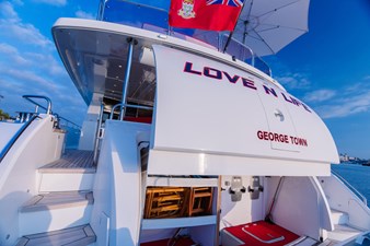 LOVE N LIFE 48 STERN