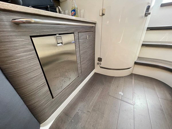 18_2016 42ft Boston Whaler 420