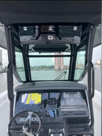 13_2022 27ft Blackfin 272 CC