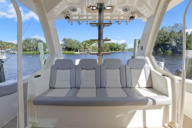 18_2020 53' Scout 530 LXF