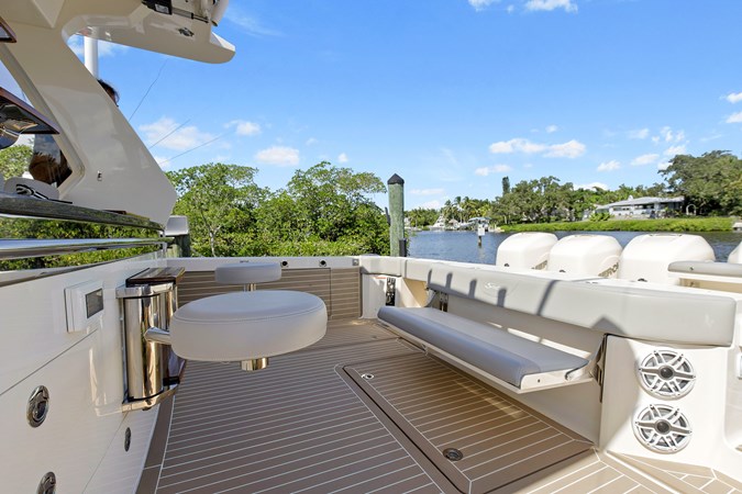 22_2020 53' Scout 530 LXF