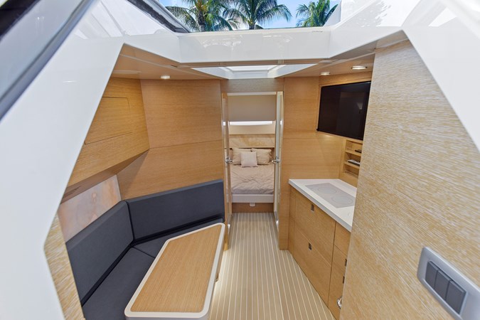 23_2020 53' Scout 530 LXF