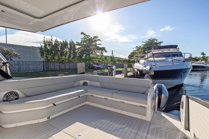 15_2022 47ft Azimut Verve 47