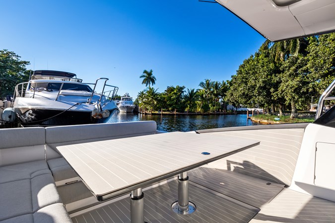 16_2022 47ft Azimut Verve 47