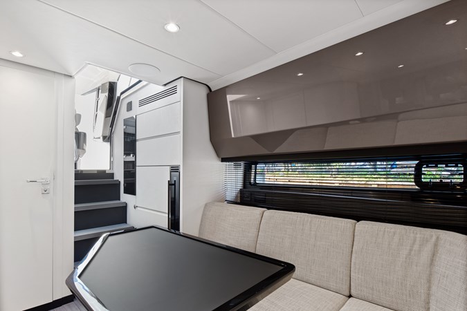 22_2022 47ft Azimut Verve 47