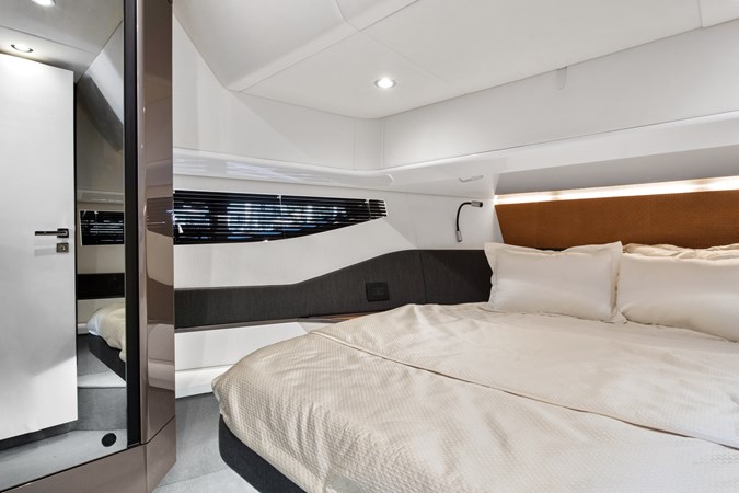 26_2022 47ft Azimut Verve 47