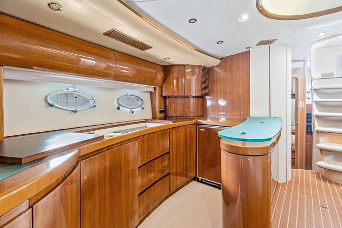 30_2001 65ft Princess V65 TAKIA