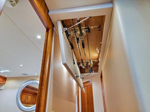 Eva VII 26 Lower Companionway Overhead Rod Storage