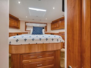Eva VII 39 Bow VIP Stateroom 1