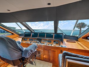 Eva VII 47 Flybridge Helm Enclosed 2