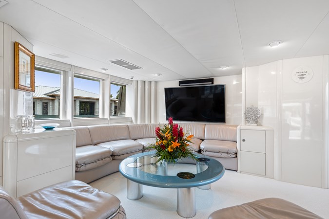 23_1989 102ft Oceanfast Motor Yacht HIGHLINE