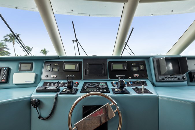 38_1989 102ft Oceanfast Motor Yacht HIGHLINE