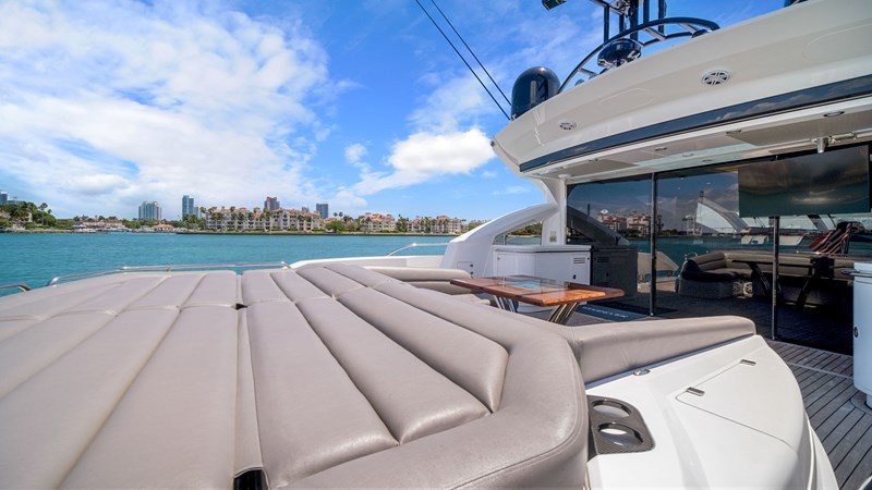 17_2013 80ft Sunseeker Predator WOODEVER