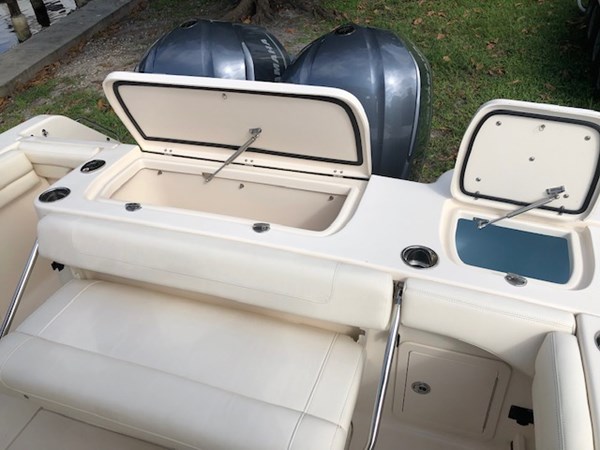 23_2018 27ft Grady-White 271 Canyon