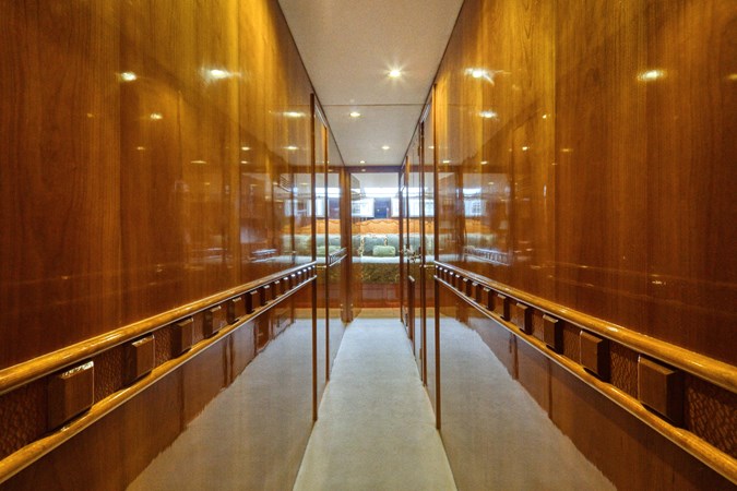 86 HATTERAS CONVERTIBLE - M/Y SPHEREFISH