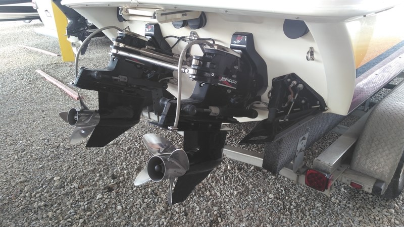 18_2002 32ft Sunsation Dominator A SALT WEAPON