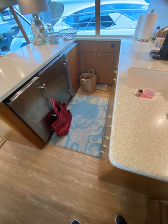 14_2002 52ft Ocean Sportfish TENACIOUS