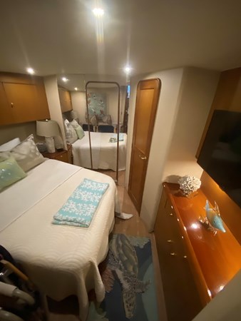 19_2002 52ft Ocean Sportfish TENACIOUS