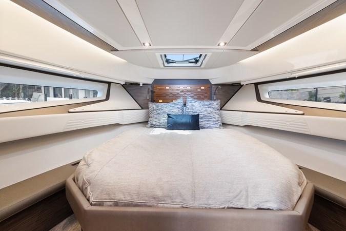 20_2021 43ft Tiara 43LE SEADATED