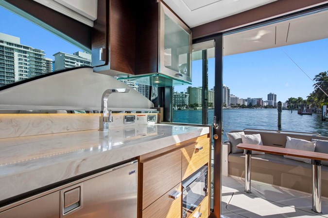 20_2018 39ft Tiara Coupe TRIPLE THREAT