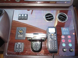 GRACE 16 Stbd Side Helm Lower