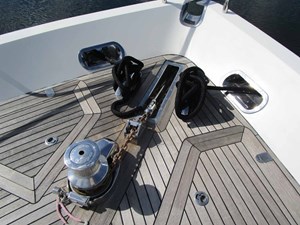GRACE 43 Windlass Detail